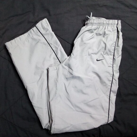 Vintage Nike Striped Mesh Lined Wind Pants Joggers Trainers - Picture 1 of 6